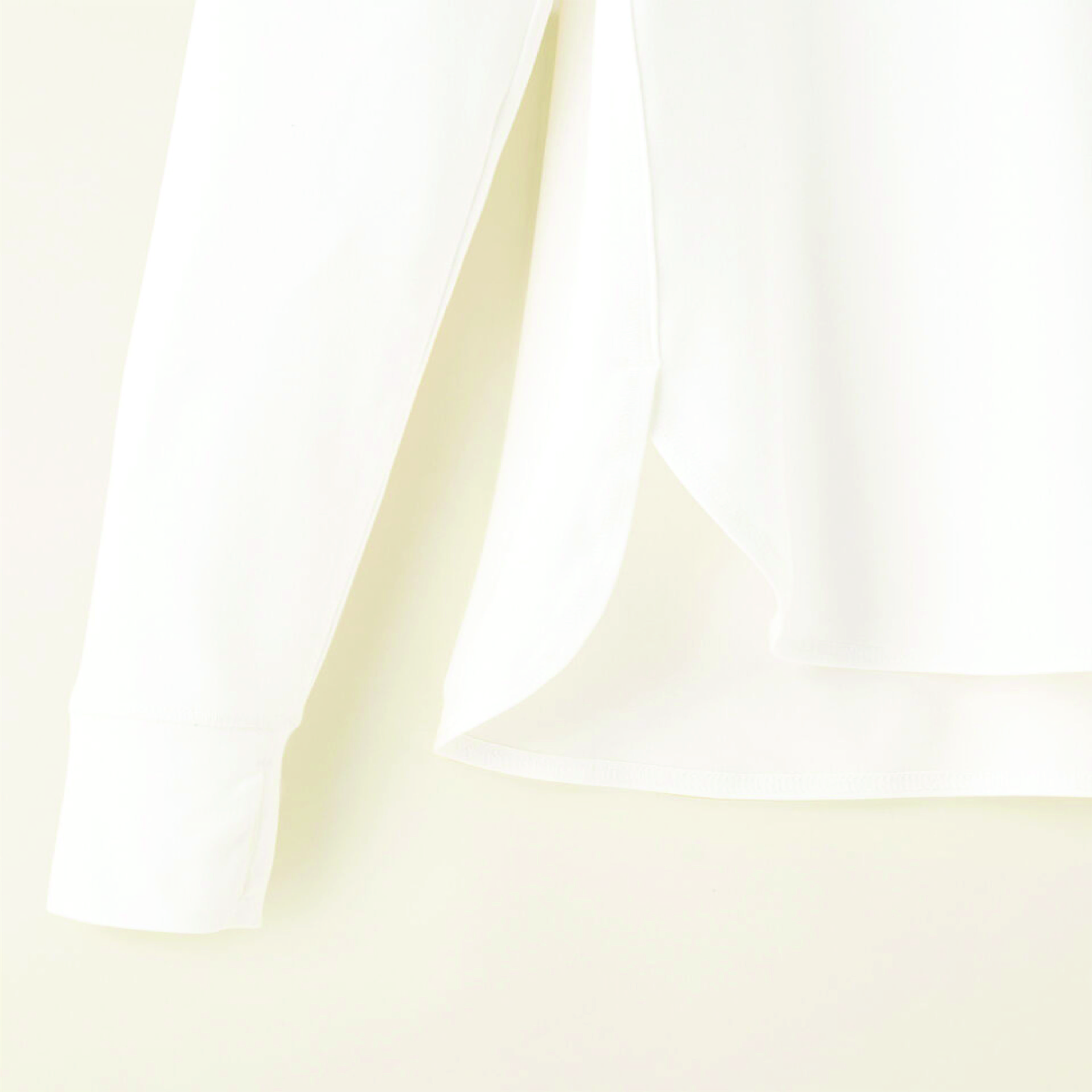 Women's White Slim Fit Long Sleeve Top - 92% Recycled Polyester, 8% Spandex, Quick Drying, Moisture Wicking, Anti-Odour