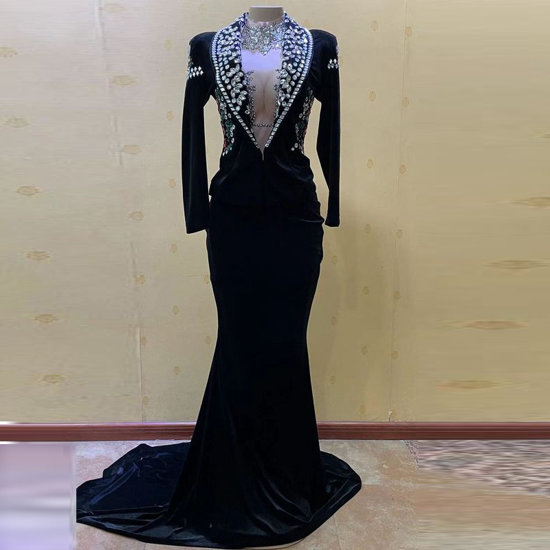 Wholesale Clothing Vendor Women Sexy Lowcut Arabic Evening Gowns Dresses Shiny Rhinestone Party Dresses Gowns Long Sleeves