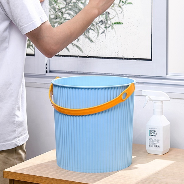 Multiple color plastic buckets with lid thickened plastic pails with handle