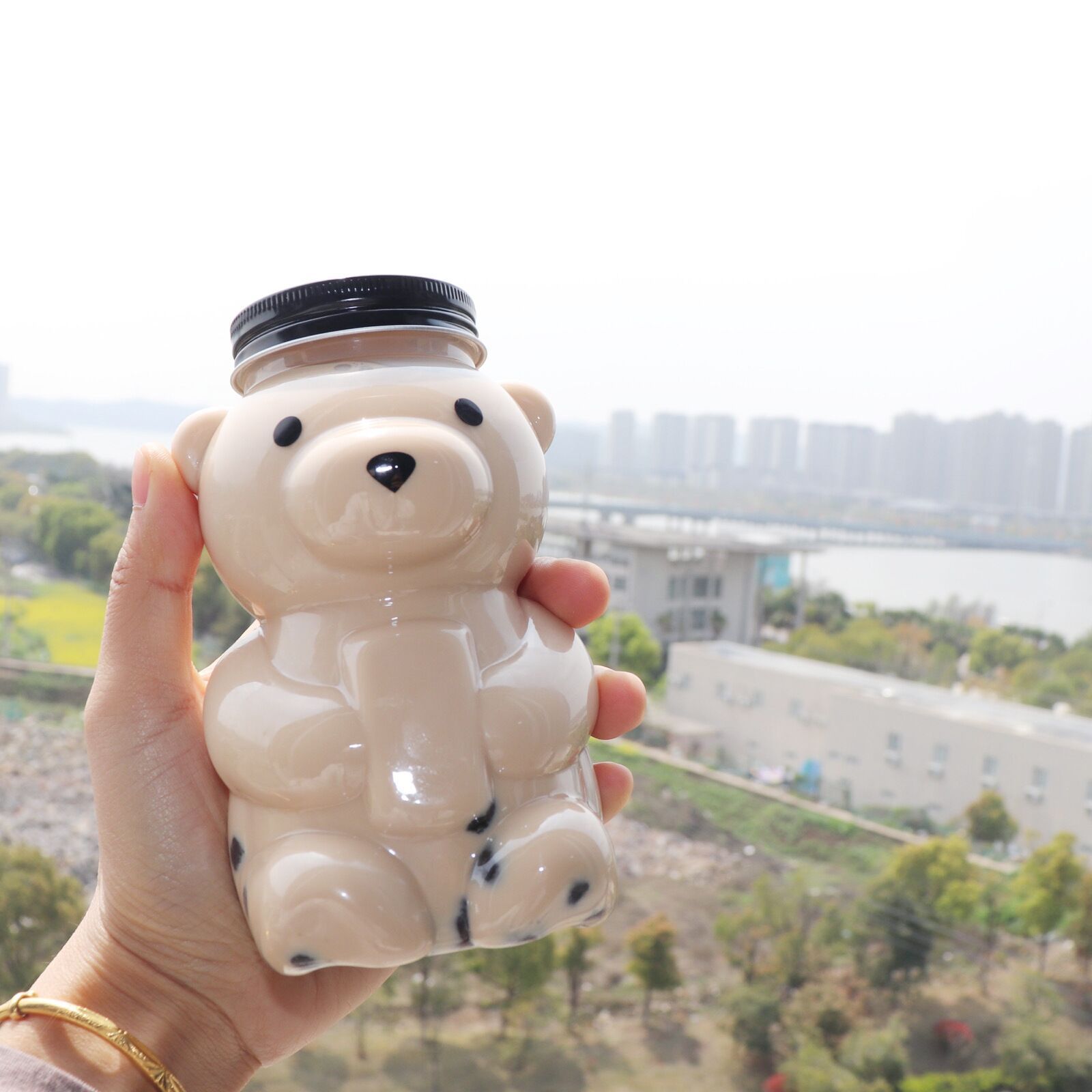 450ml LOW MOQ Cute PET Plastic Juicy Container Bear Shaped Bottle for Juice Coffee Beverage Honey