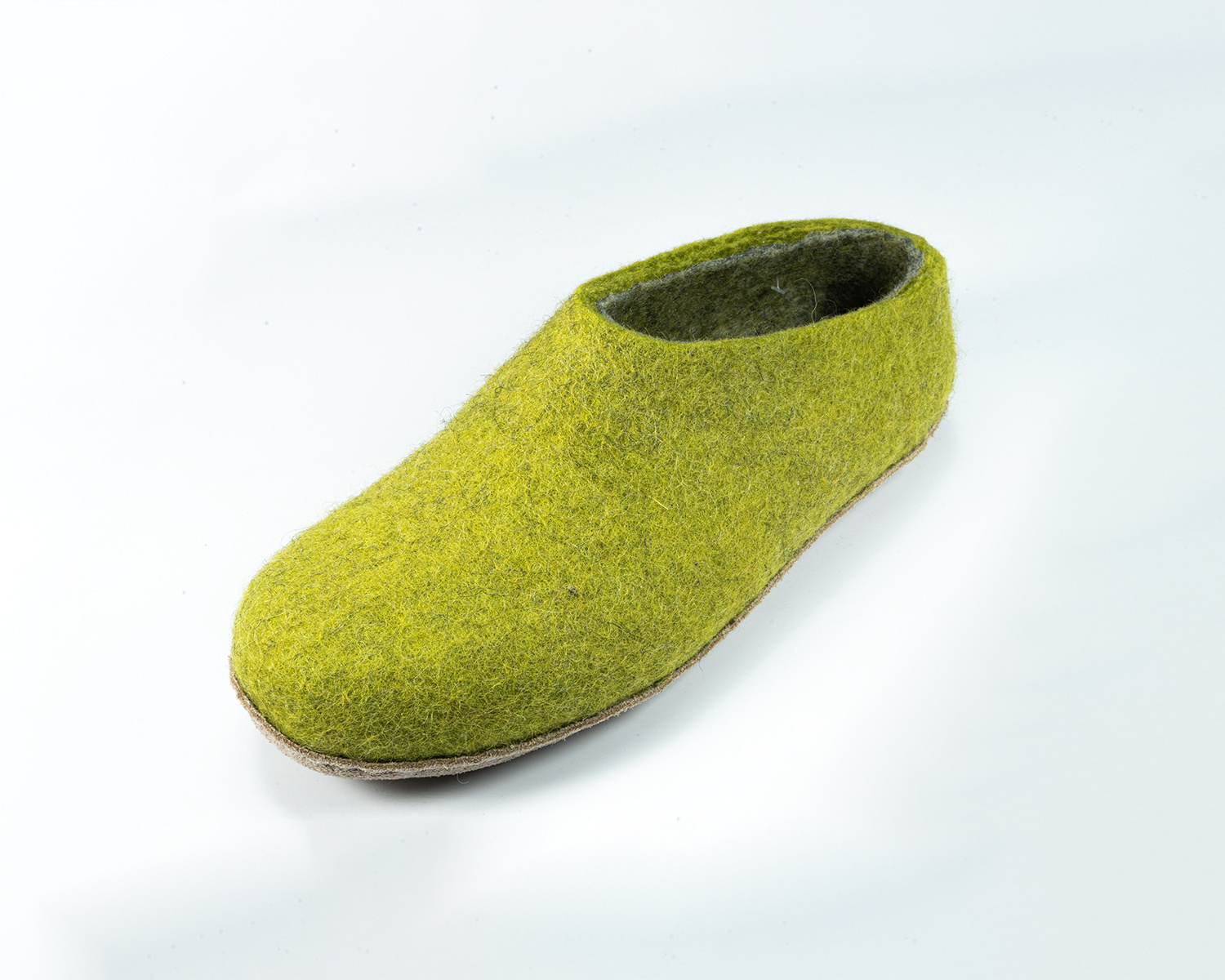 Cozy step Felters: Premium Himalayan felt slippers