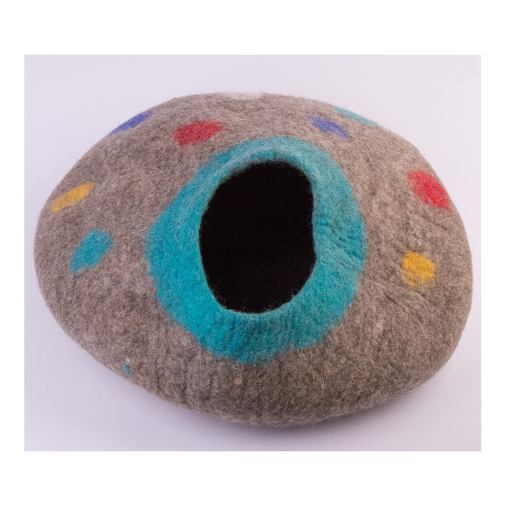 Premium Felt Cat Cave Bed - Handcrafted Wool Pet Cocoon for Stylish, Cozy, and Eco-Friendly Feline Retreat