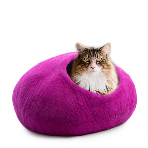 Purple Felted Cat Cave: Cozy Wool Cat Bed - Ideal Cat Lover Gift - Handmade in Nepal