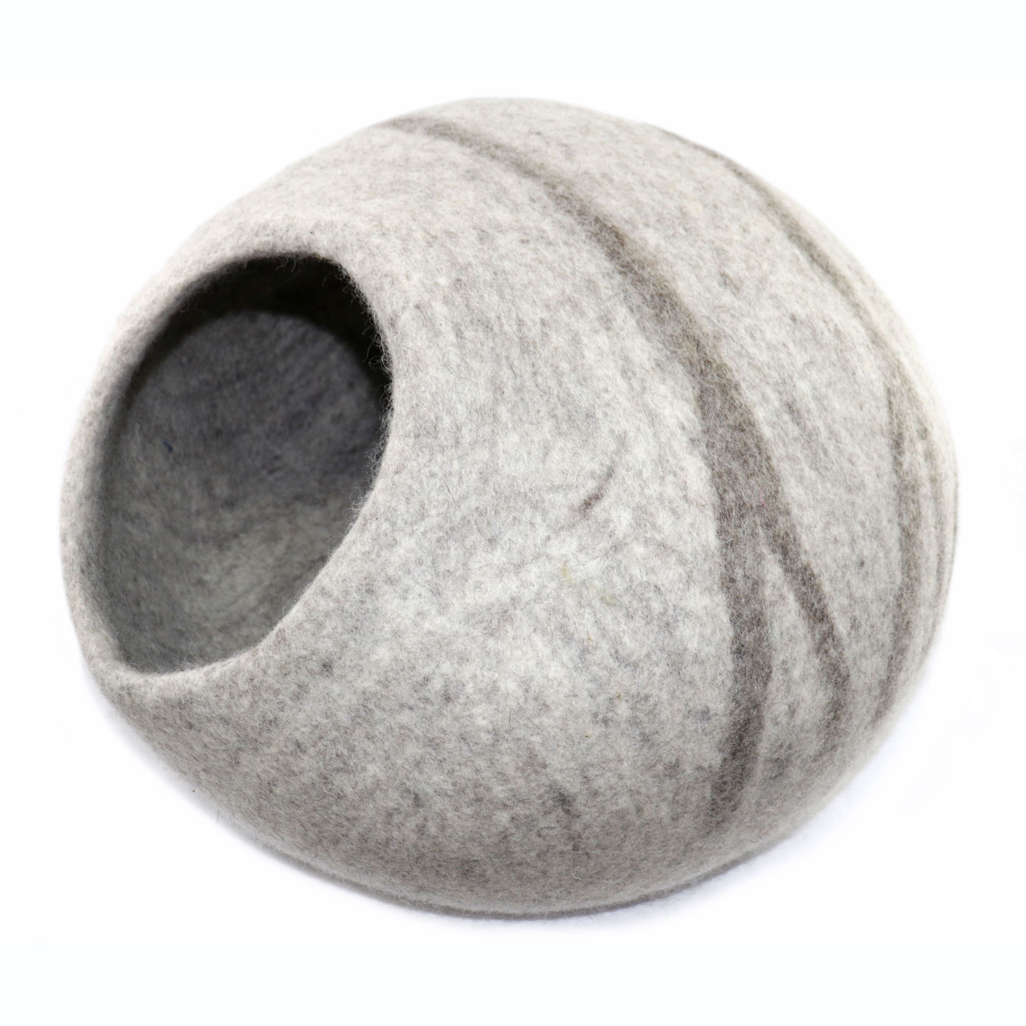 Hot Sell Premium Portable Washable Comfortable Stone House Cat Beds or Caves Gift for your Cats and kittens