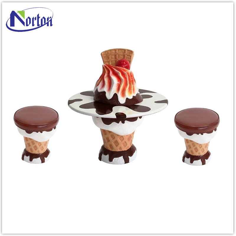 Shop furniture resin ice cream sculpture fiberglass ice cream table and chair sculpture NTRS-CS802A