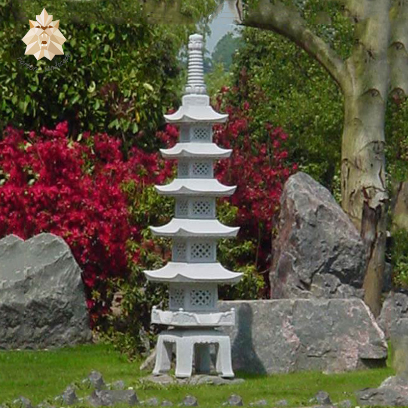 Artificial Japanese 5-story granite garden lanterns stone pagoda for sale