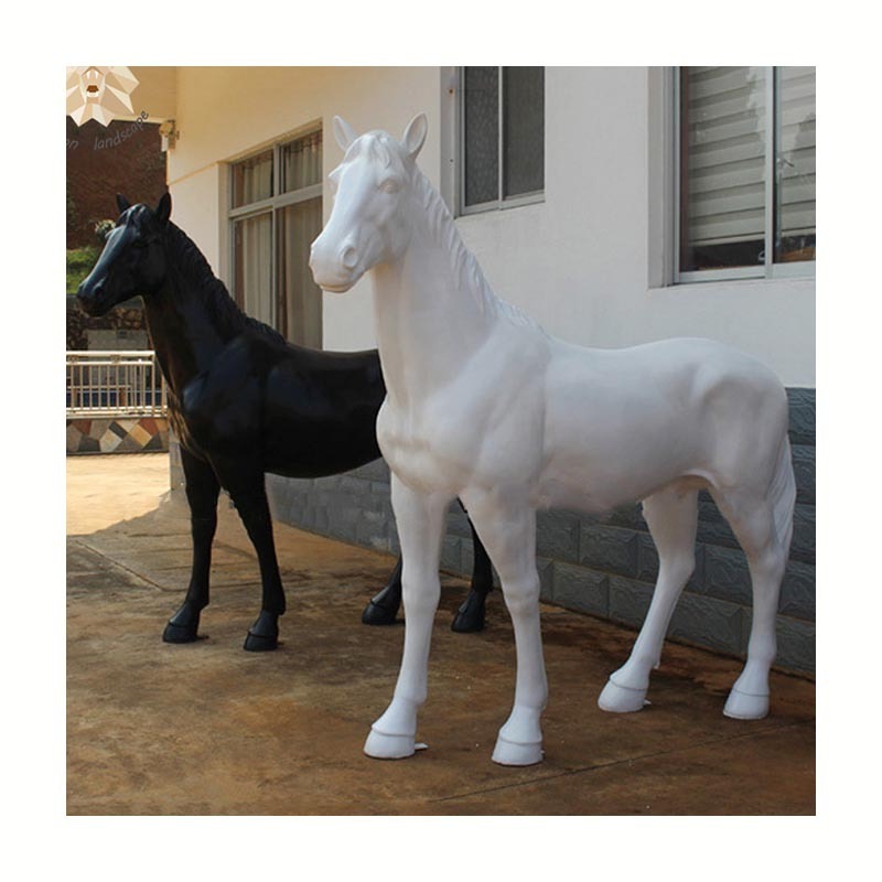 Modern outdoor design life size resin horse sculptures fiberglass animal statue NTRS434A