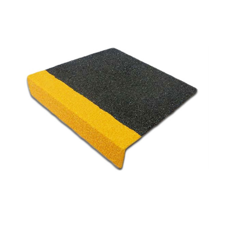 Yellow and Black Safety Fiberglass FRP Anti Slip Stair Nosing