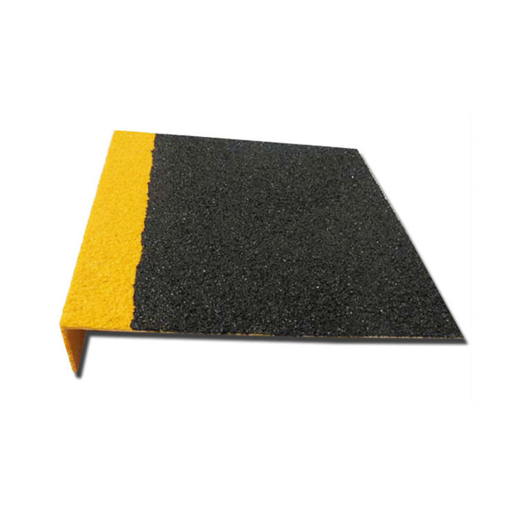 Yellow and Black Safety Fiberglass FRP Anti Slip Stair Nosing