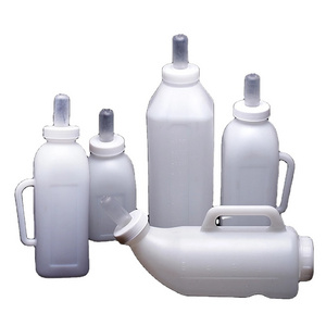 0.85L-5L Capacity Lamb  Calf Milk Feeder Plastic Milk Bottle Feeding Milk Bottles with Nipple Teats