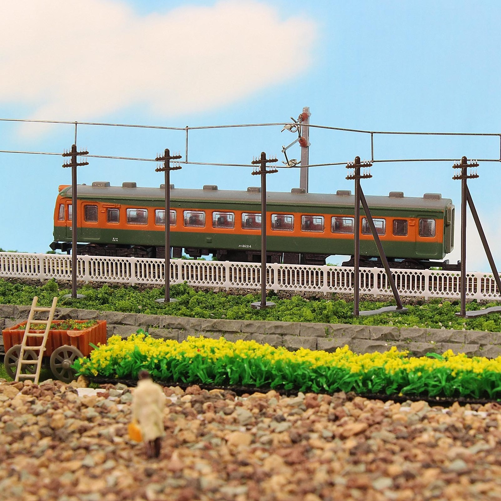 GY19150 Model Railroad Train Diorama N Scale 1:150 Power Pole Telegraph Telephone Pole