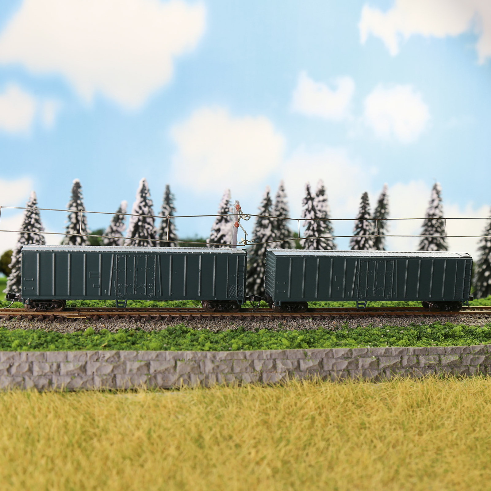 C15015 Model Railway Train Layout N Scale 1:160 50' Steel Reefer 50ft Boxcar Wagons