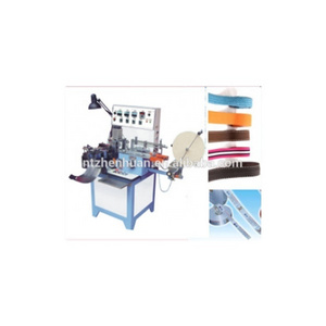 Automatic ribbon  moven label cut and fold machine for fabric label