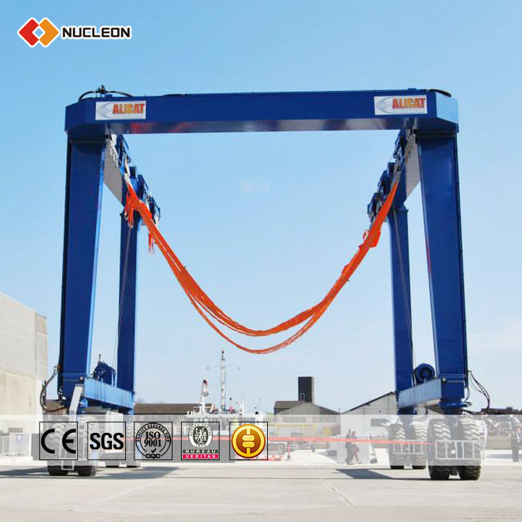 300 ton 500 ton 600 ton travel lift for dockyard using Nucleon Crane Brand mobile yacht boat lift crane