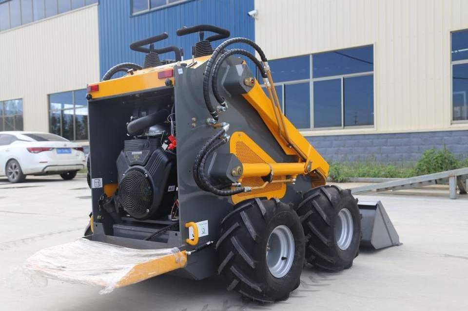 Chinese Factory Hot saleconstruction small compact front shovel agriculture construction diesel mini skid steer wheel loader