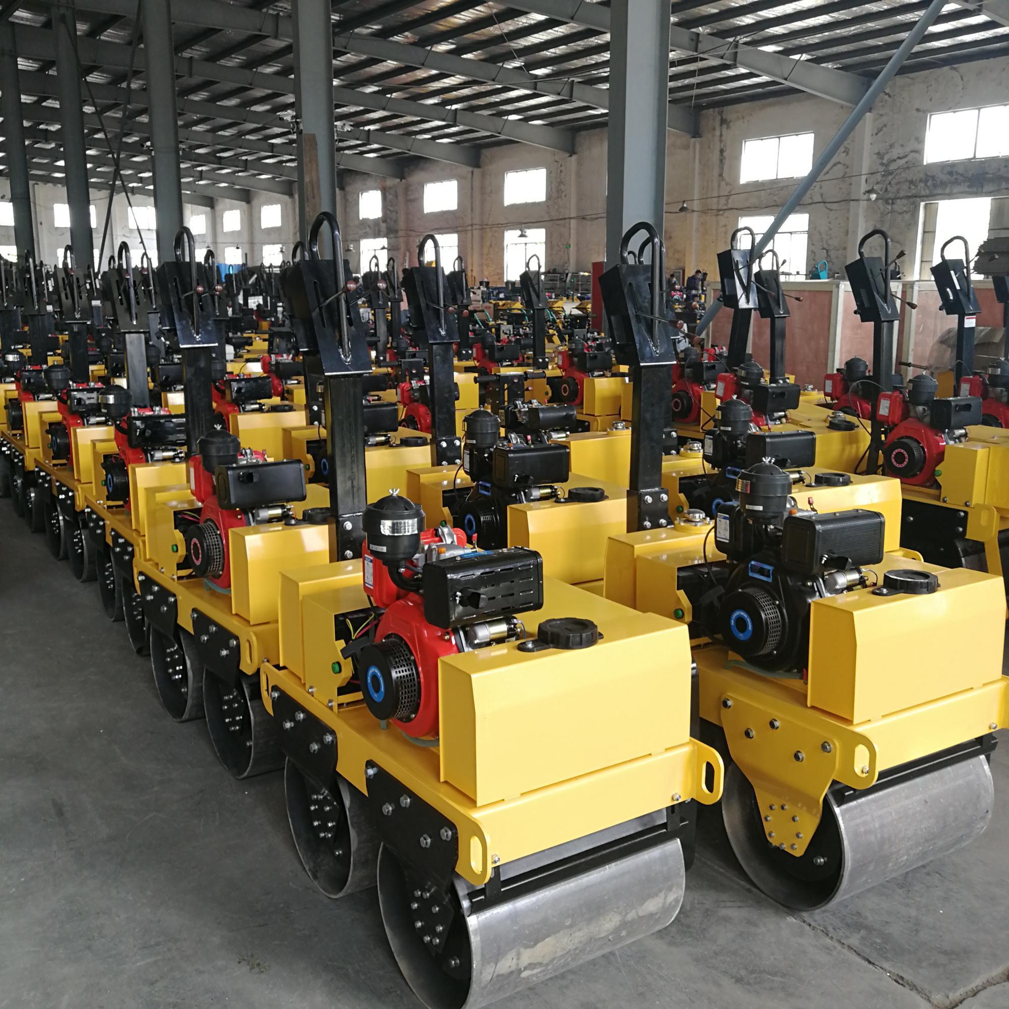 Ride-on small-size Road Mini Vibratory Roller Light Compaction Equipment 1 ton double drum used Road roller