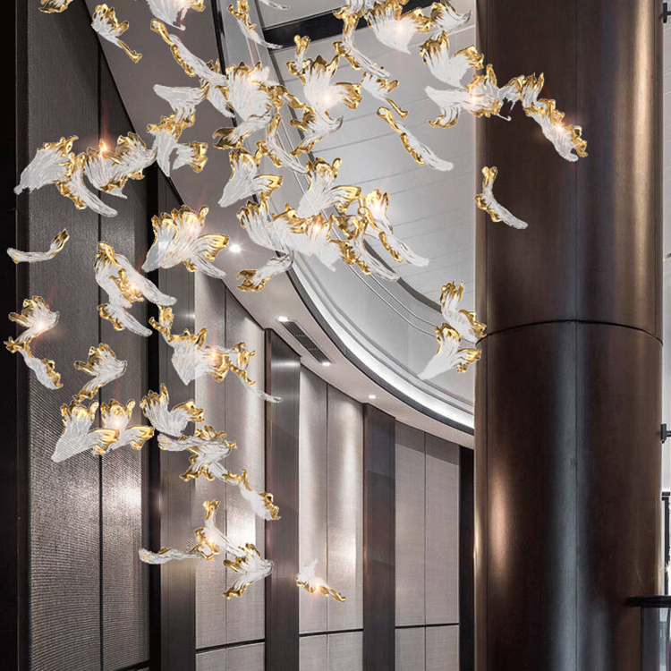 2024 New Product Glass Leaf Shape Indoor Custom Decorative Hotel Large Chandelier For The Banquet Hall