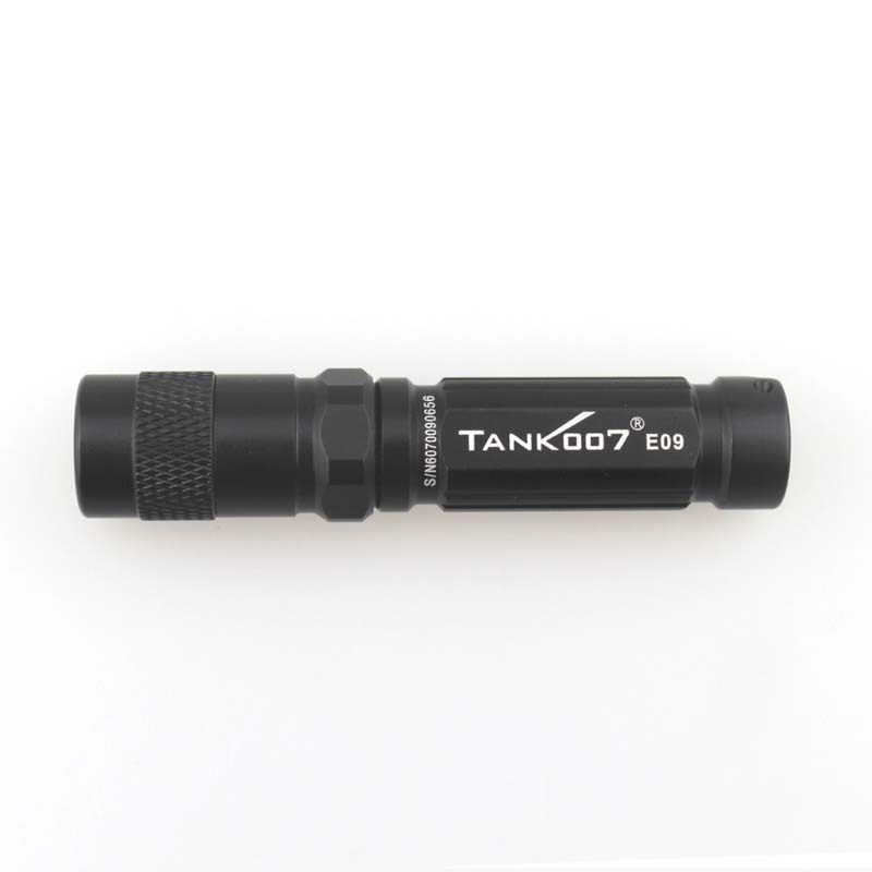 TANK 007 E09 1xCREE XPE R3 120LM LED Mini Flashlight Torch