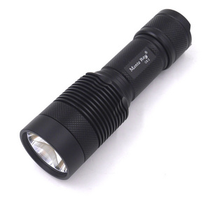 Manta Ray C8.2 32W 1xCREE XHP 70.2 3800lm 6-Mode SMO LED Flashlight