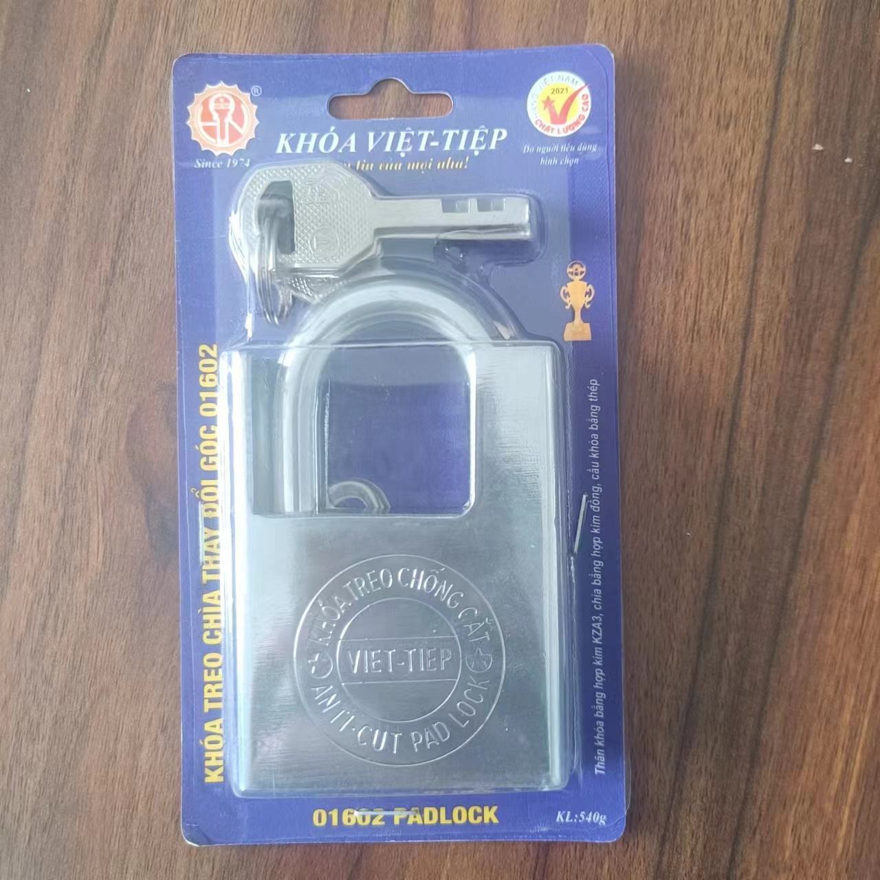 Factory Oem Candado Half Shackle Armored Square Key Waterproof 304 Stainless Steel Iron Padlock