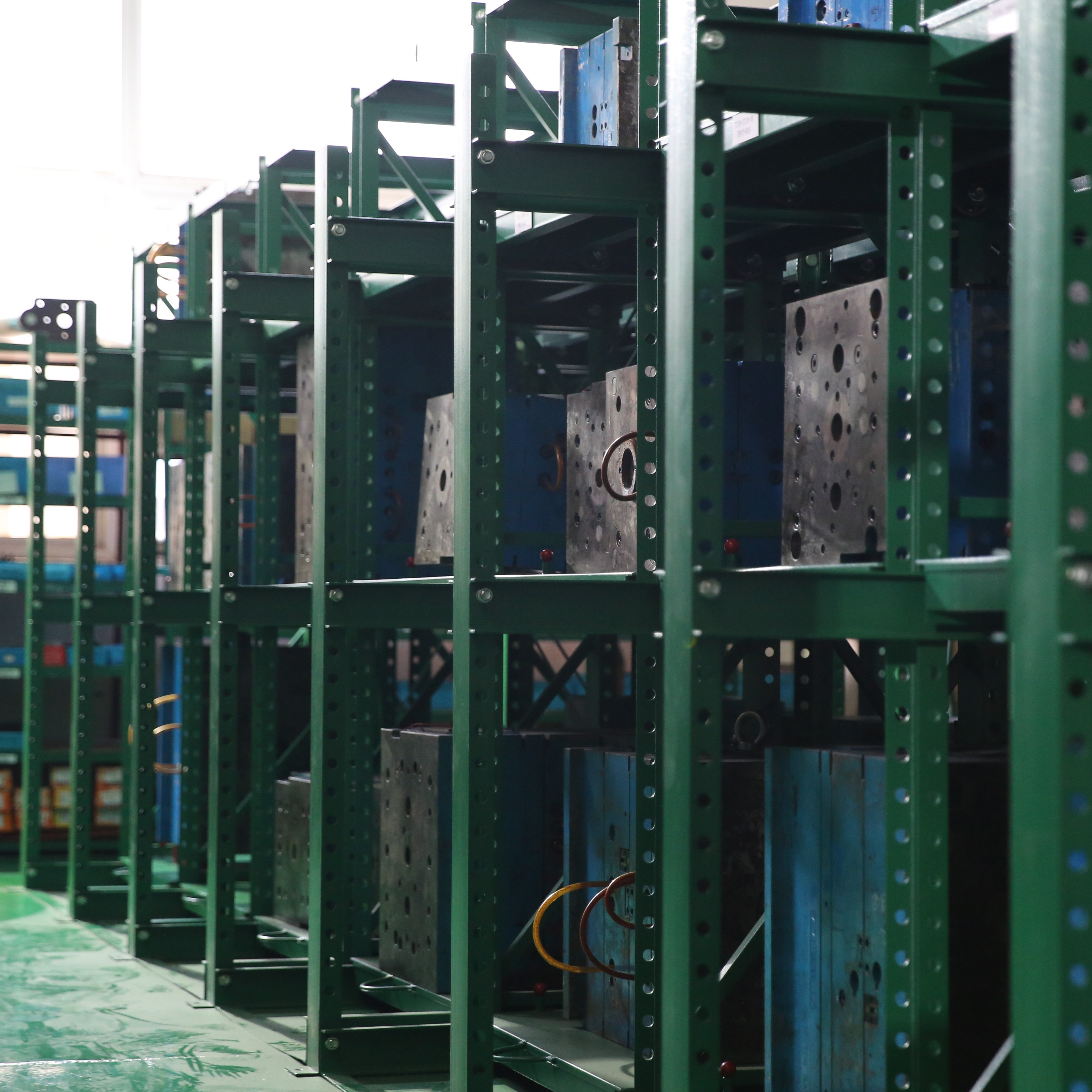 Sliding Pallet Shelf System Heavy Duty Steel Warehouse Mould Storage Draw-Out Pallet Rack