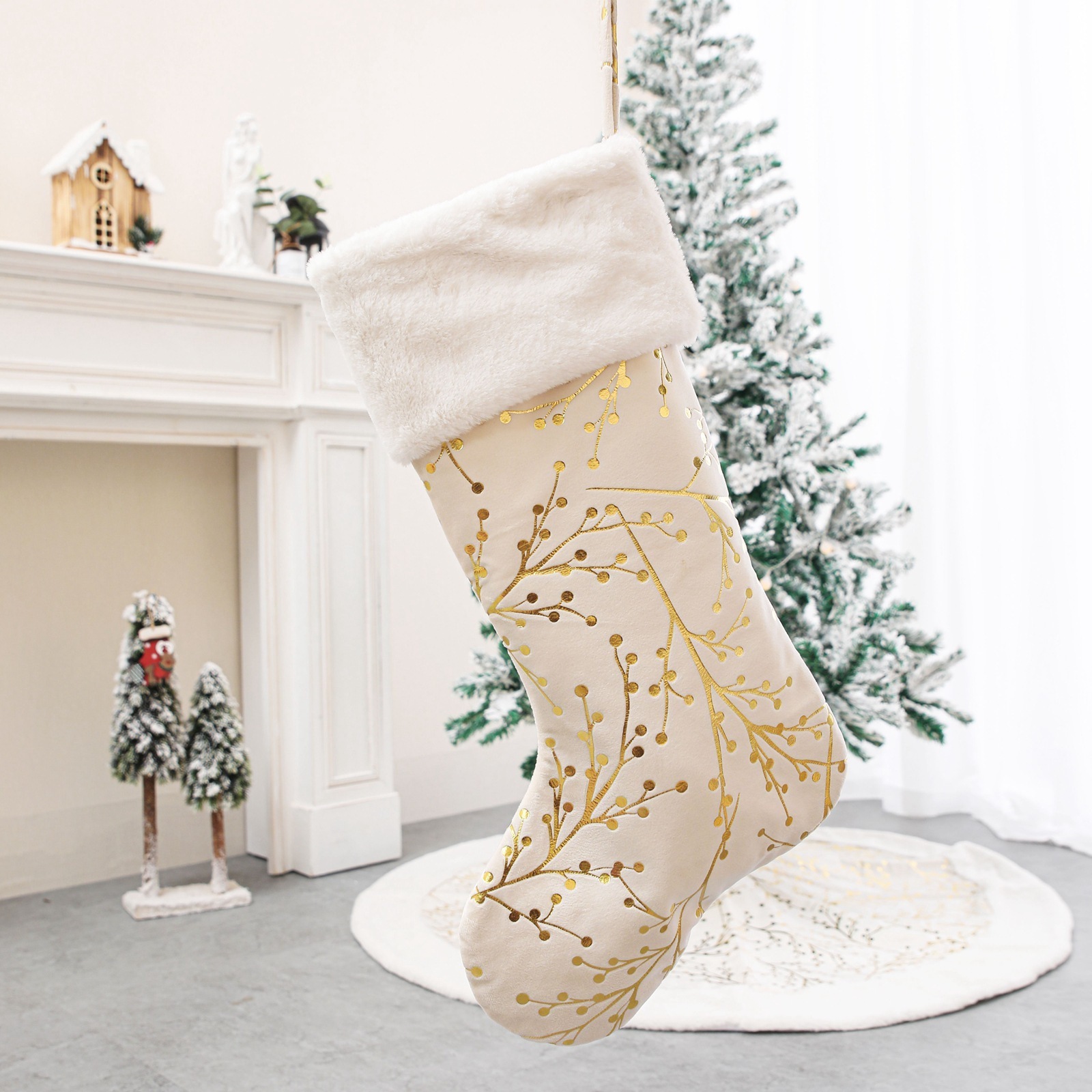 2022 New High Quality Hot Stamped Plush Christmas Socks Indoor Christmas Tree Ornaments Christmas Stockings