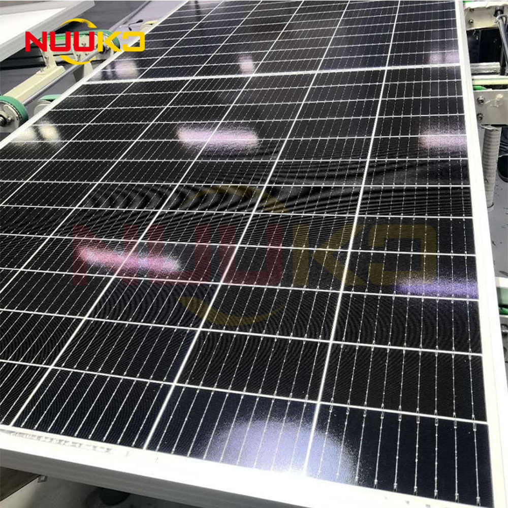 Nuuko Hot Selling Mono 550 Watts 560w 600w Half Cut Solar Panels with EU Poland Warehouse Stock for Home Use