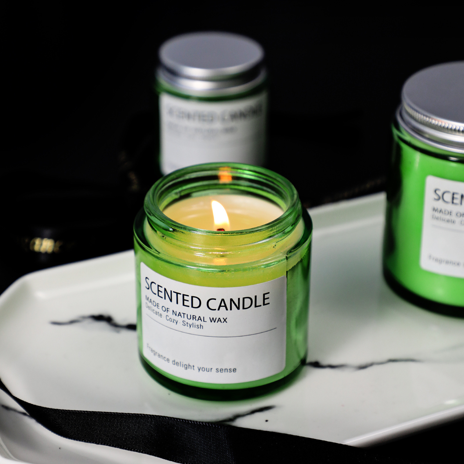 New Design Perfumed Candle Custom Label And Wax Green Jar Bulk Candle With Lid For Home Scents