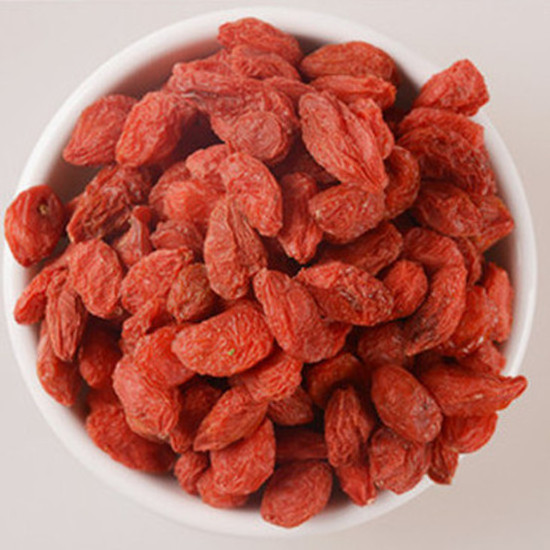 High-quality 100% Ningxia local red wolfberry freshly picked and sun-dried organic red goji berry