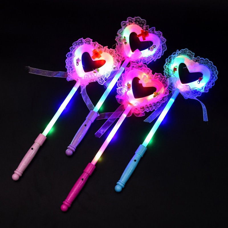 2023 Nuoxin Factory Wholesale Dark Night Kid Girl Led Flash Light Glow Stick Heart Toy For Party Decorate