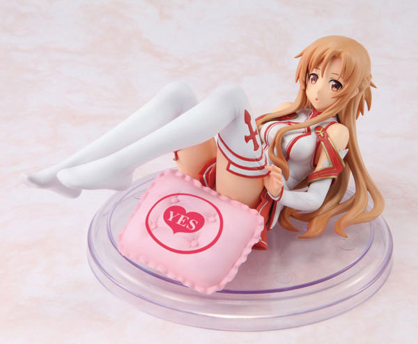 16cm Anime Sword Art Online Yuuki Asuna with Pillow VerSexy Girl PVC Anime Action Figure Model Toys Doll