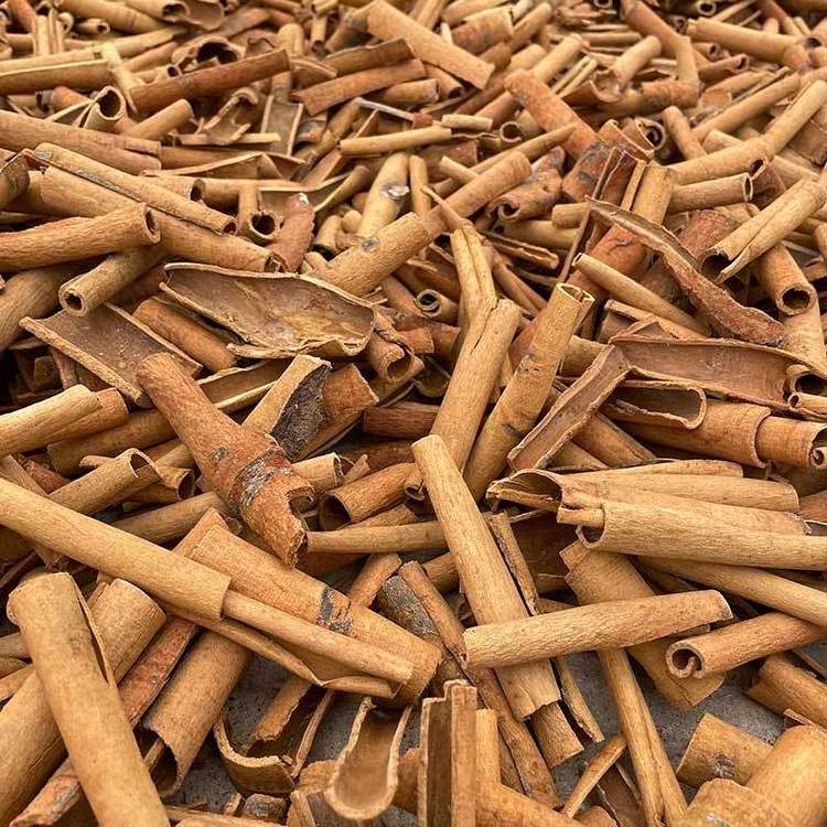 Wholesale Price China Spices High Quality Cassia Cinnamon Sticks Cinnamon Rolls