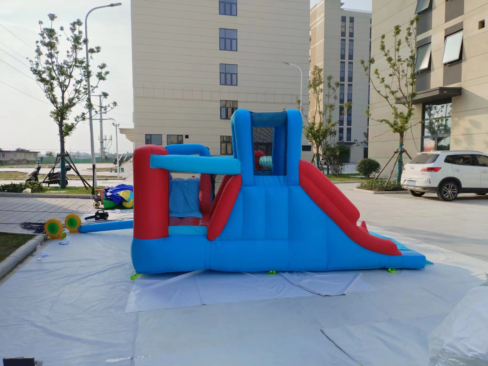 Blue Rock Climbing Inflatable Slide with Swimming Pool Inflatable Trampoline Children's Inflatable Bouncing Castle,