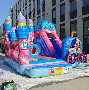 giant bouncy house princess trampoline colorful PVC material  play and have fun inflatable jumping castle rental items