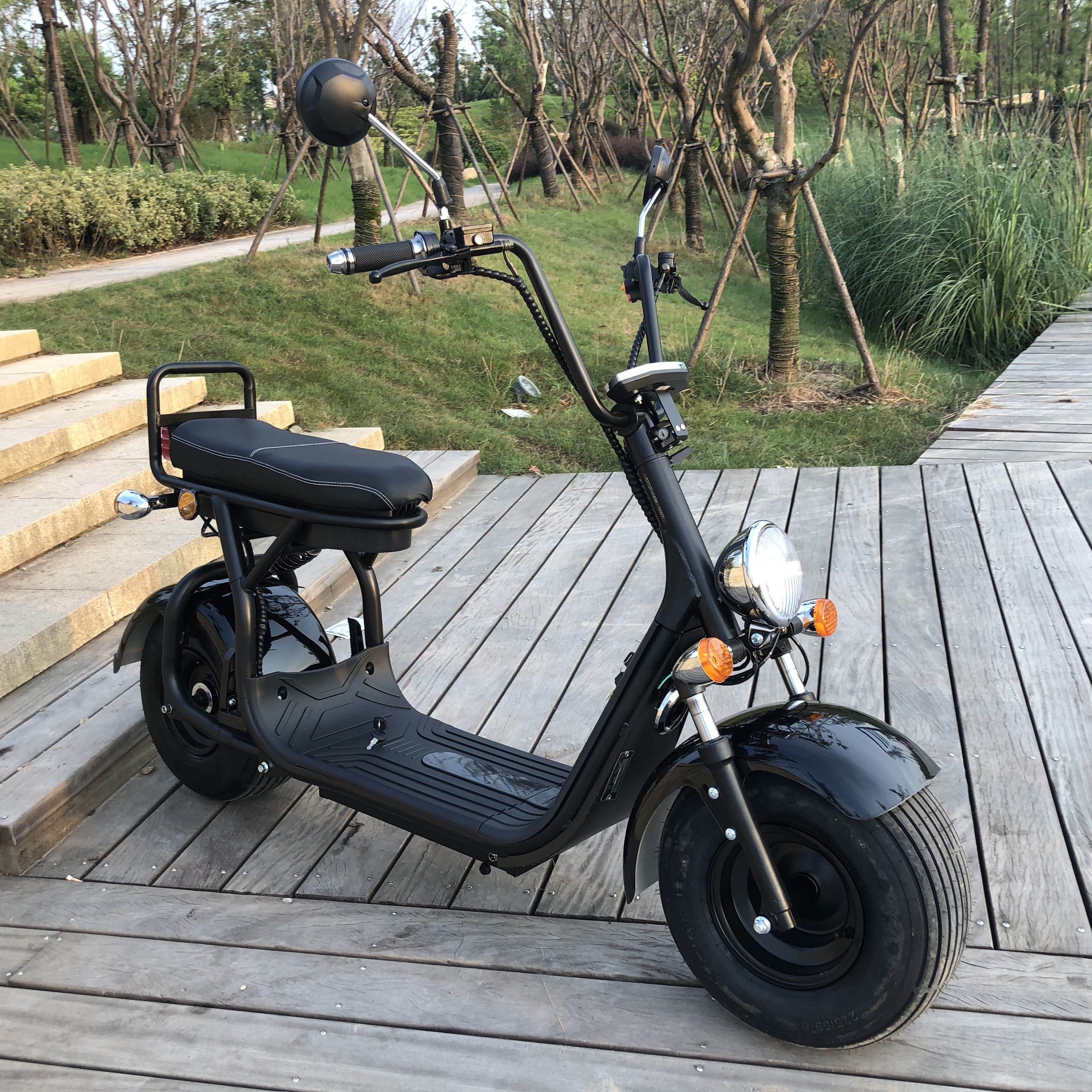 Big wheels 19 INCH 2000W self balancing electric scooter Standing up Off Road Foldable Electric Scooter With Lithium Battery