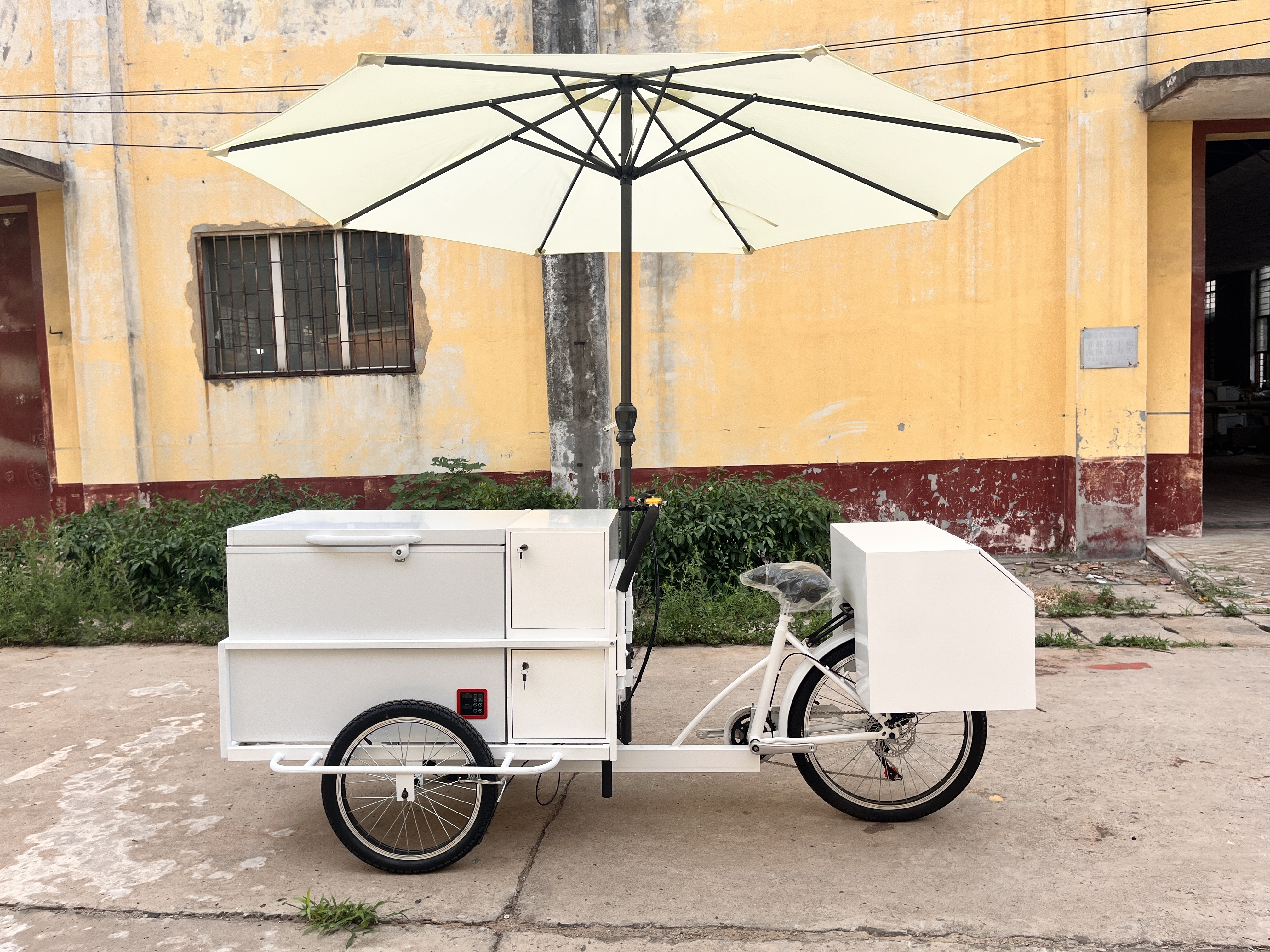 O-NOBLE Ice cream bike freezer 120L mobile food cart  with umbrella