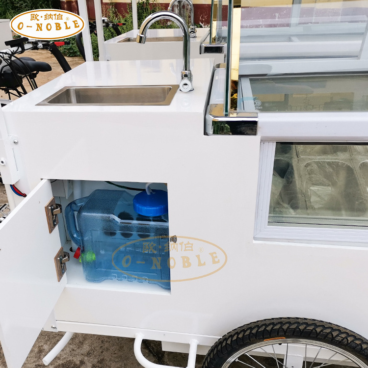 solar powered freezer electric tricycle for cold drinks with 210L freezer