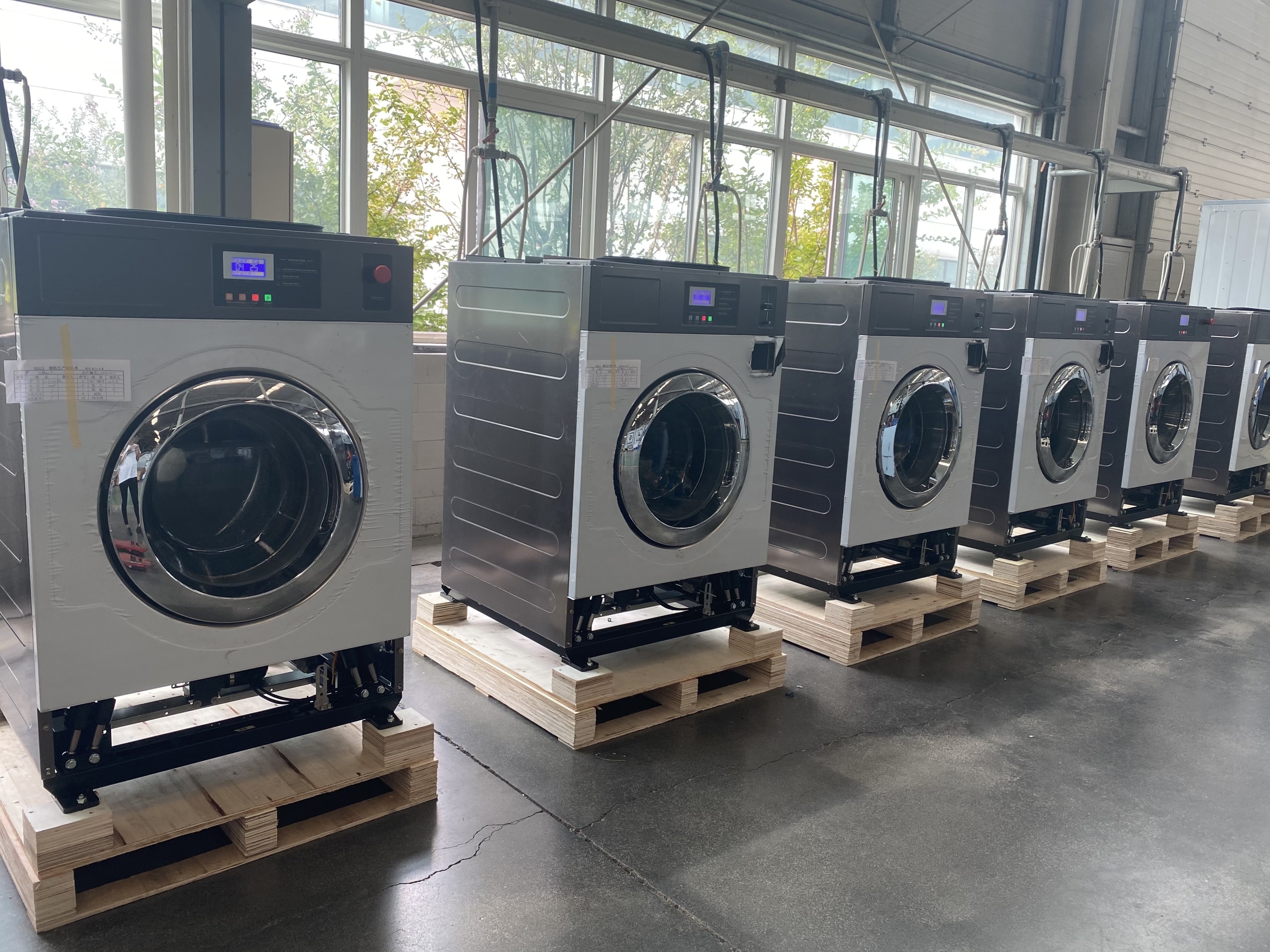 2024 Hot style Oasis Commercial cleaning machine 15kg industrial washing machine commercial laundry vending machines price