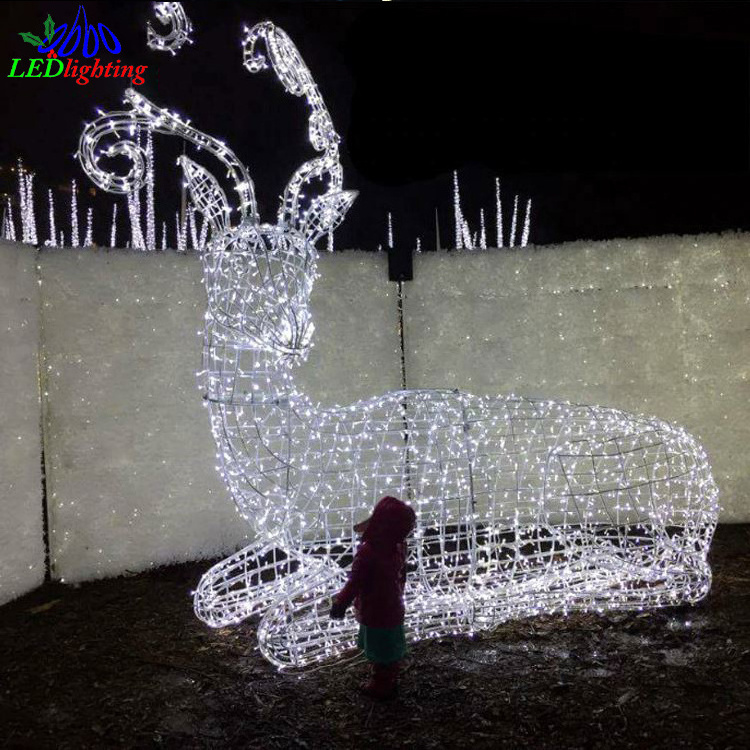 2022 hot sale outdoor large christmas reindeer sleighs 3D LED Elk motif lights statue big santa deer Xmas decoration