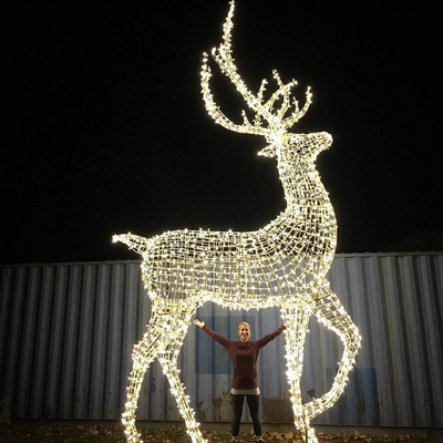 2022 hot sale outdoor large christmas reindeer sleighs 3D LED Elk motif lights statue big santa deer Xmas decoration