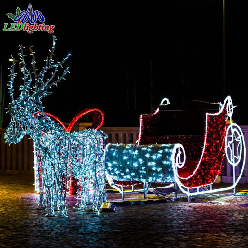 Outdoor Christmas display life size LED acrylic Santa sleigh and reindeer for shopping center Xmas light displays