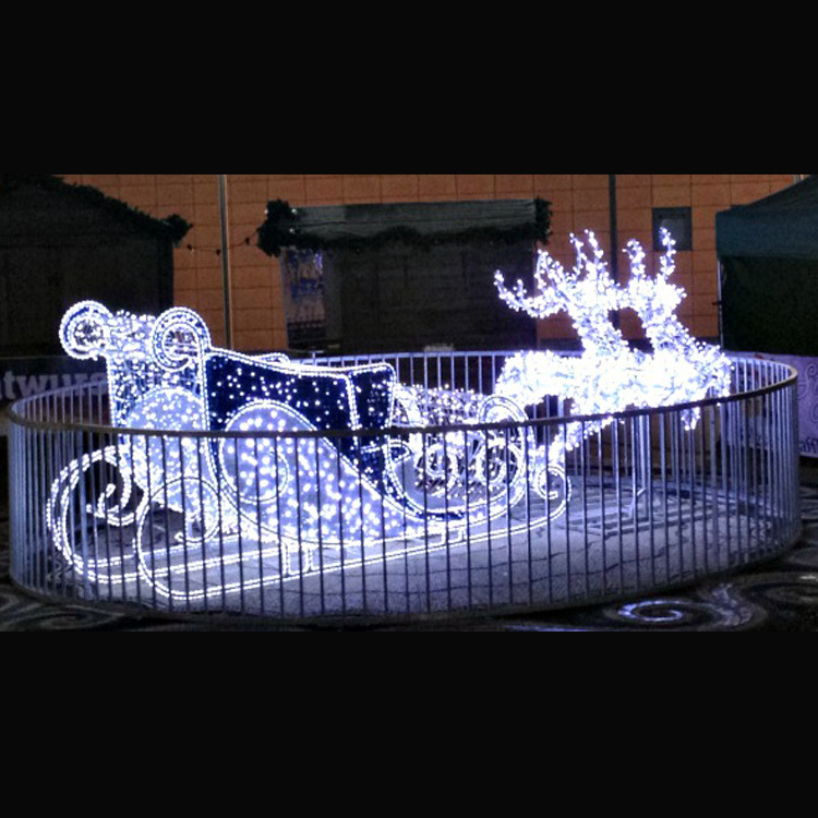 Outdoor Christmas display life size LED acrylic Santa sleigh and reindeer for shopping center Xmas light displays