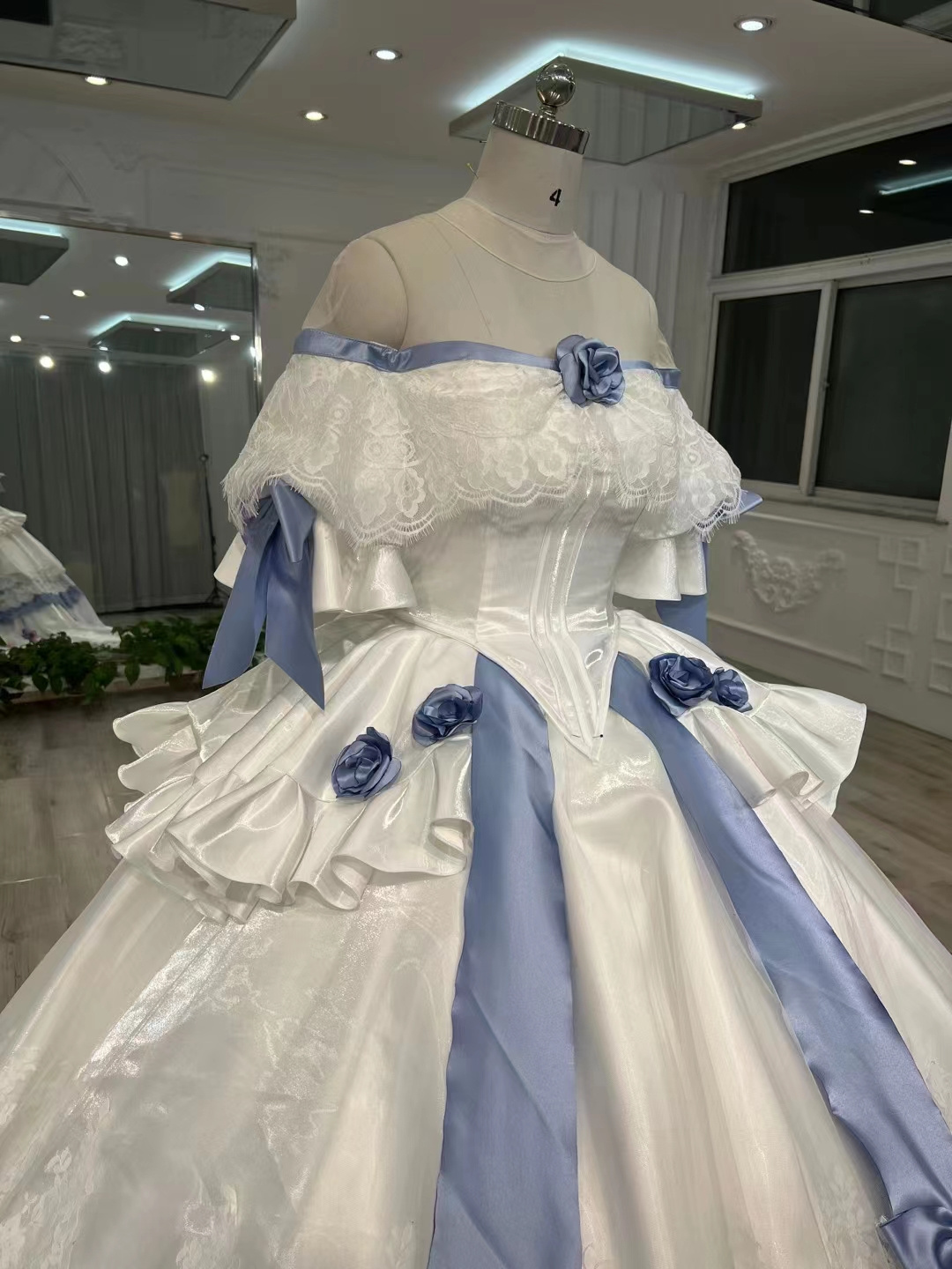 OBETTI LLH0071 Beautiful a line white and blue princess wedding dress bridal gown with butterfly