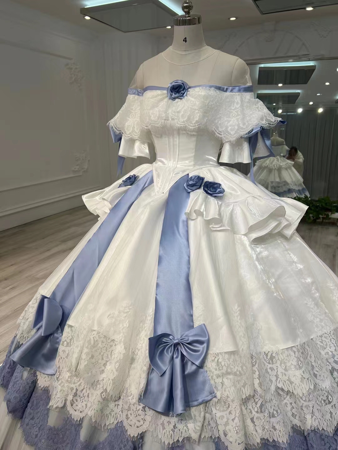 OBETTI LLH0071 Beautiful a line white and blue princess wedding dress bridal gown with butterfly