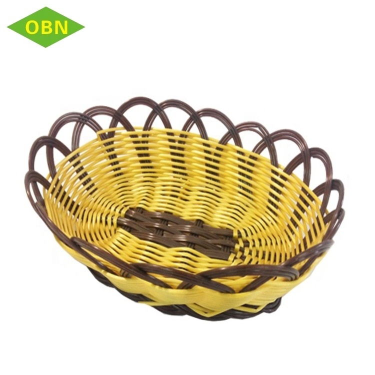 Eco-friendly Wholesale 25cm cut-out lace basket handmade Woven fruit Oval PP tray basket