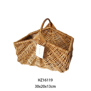 Wholesale small picnic basket home kitchen decorative handmade cheap wicker basket for gifts