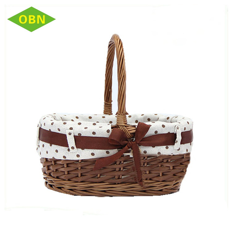 Cute lovely handmade minuteness gift basket for kids wholesale willow Christmas baskets with handle