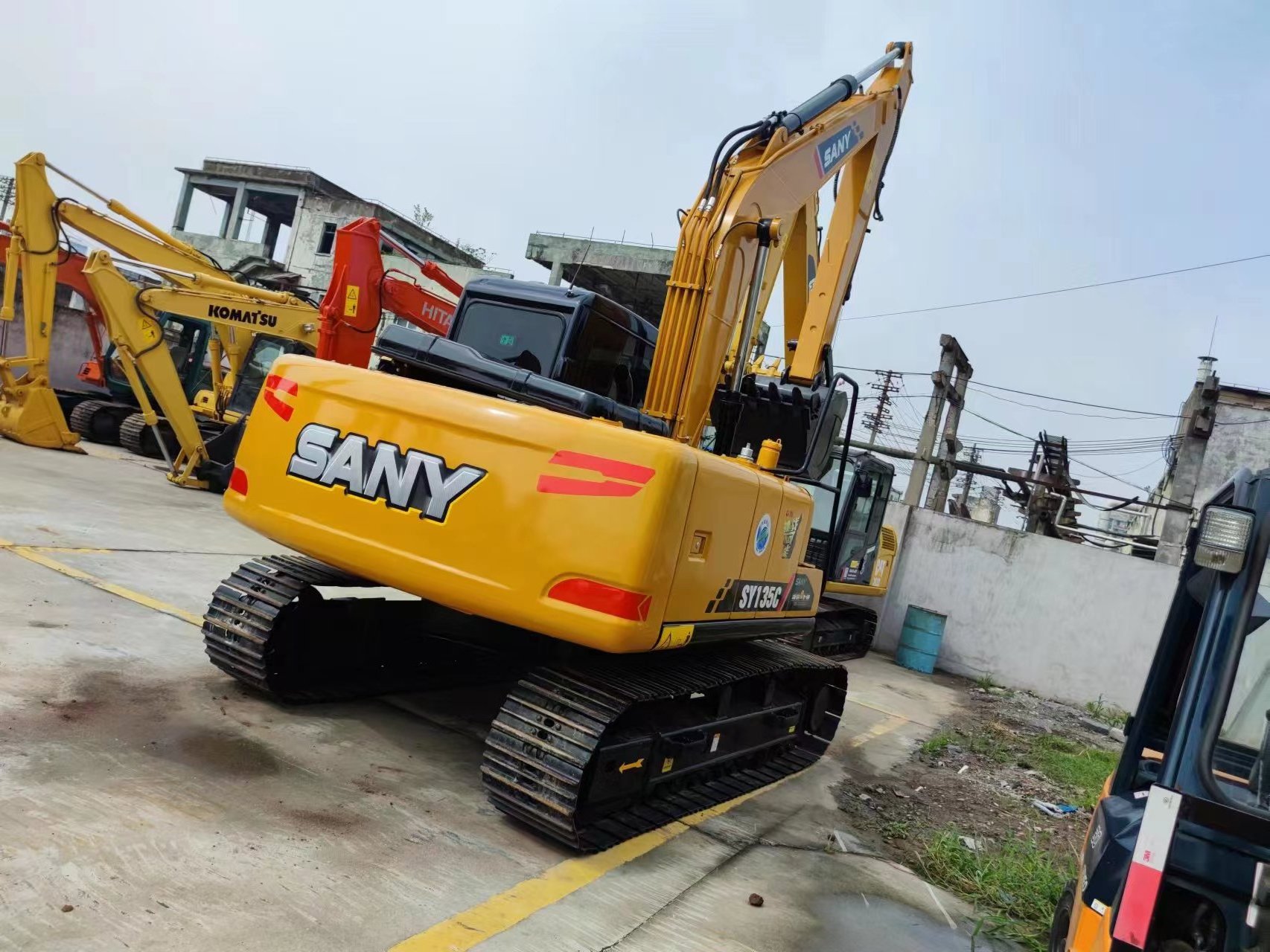 Original Japan Isuzu engine Sany 135C/ Cheap used Sany 135 tracked excavator in low price with high quality 13 ton shovel