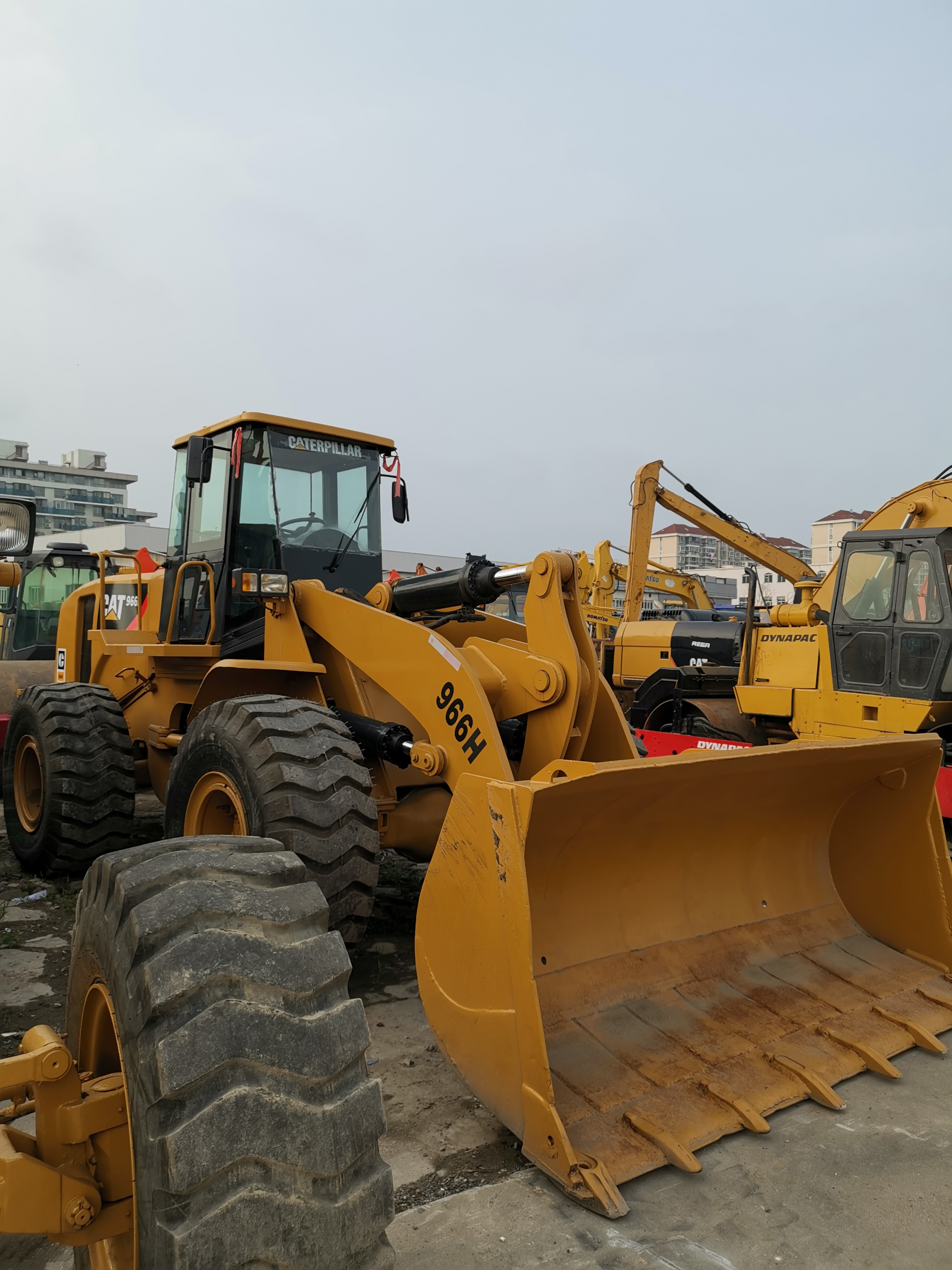 Japan original used Caterpillar CAT 966H wheel Loader caterpillar 966 6ton front end Loader for sale in China