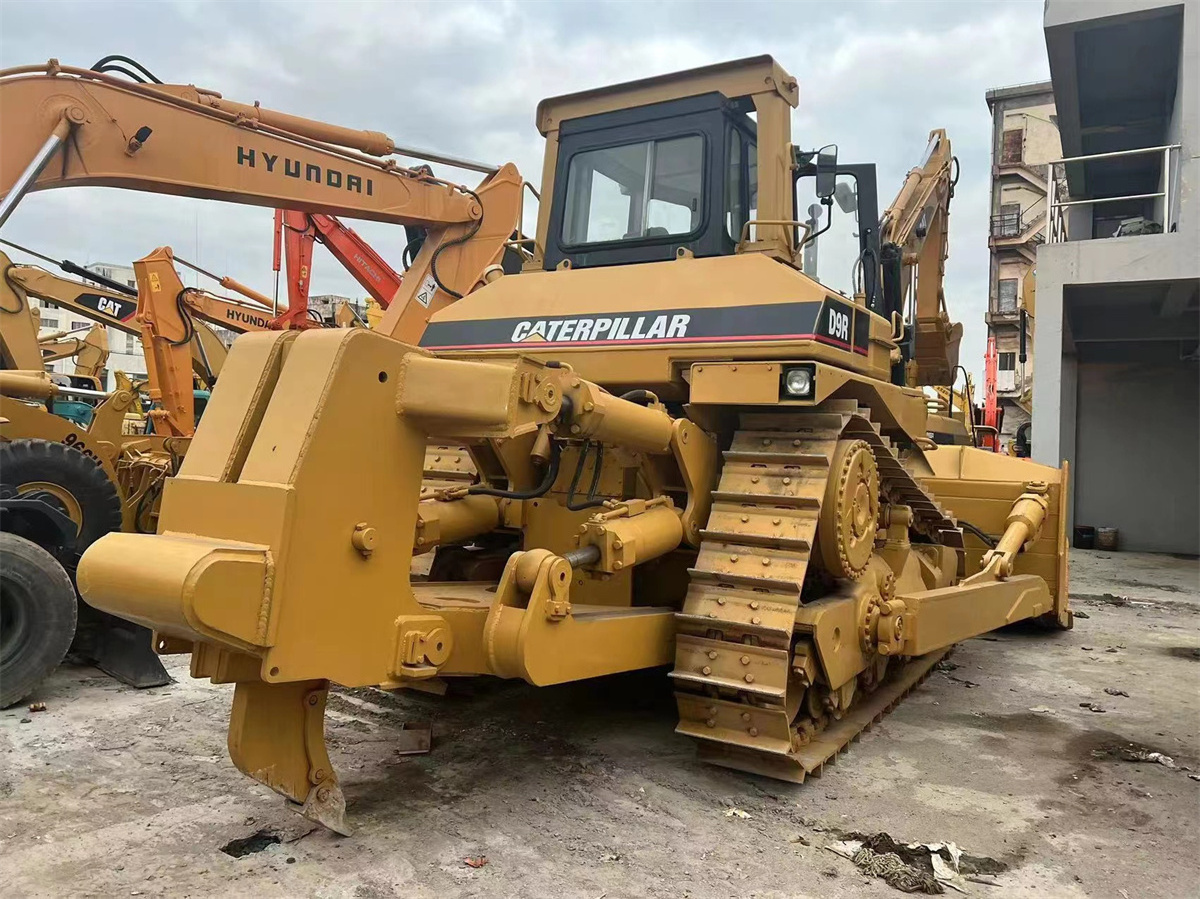 Cheap USA made  Caterpillar D9R CAT crawler bulldozer ,large-scale road construction D9 tracked dozer in Shanghai China